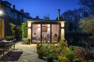 Photo 27- click for photo gallery